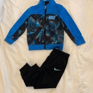Nike track suit